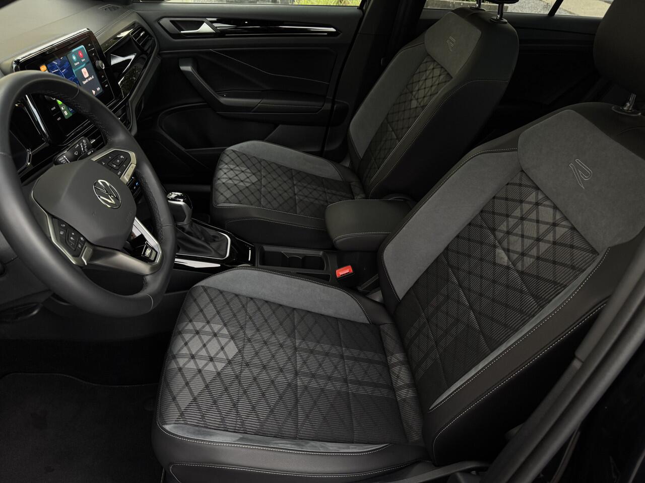 Volkswagen T-Roc 1.5 TSI 150pk DSG 3x R-Line BlackStyle Nieuw Model Panoramadak VirtualCockpit ACC Sportstoelen IQ-Light Ambientlight Keyless Camera Pdc