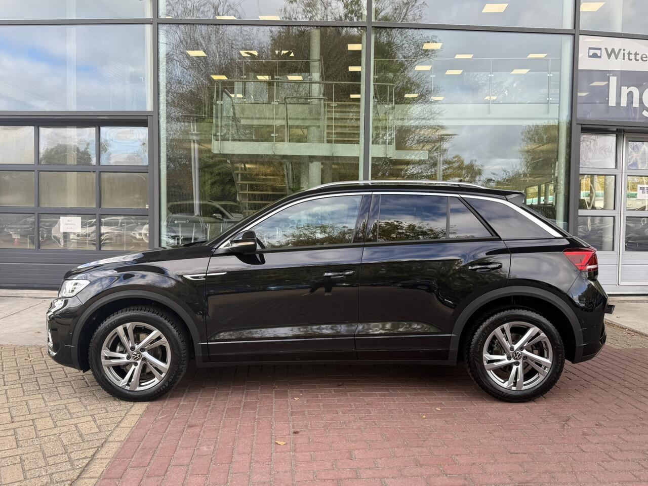 Volkswagen T-Roc 1.5 TSI 150pk DSG R-Line Edition / Navigatie / Camera / Clima / Stoelverwarming