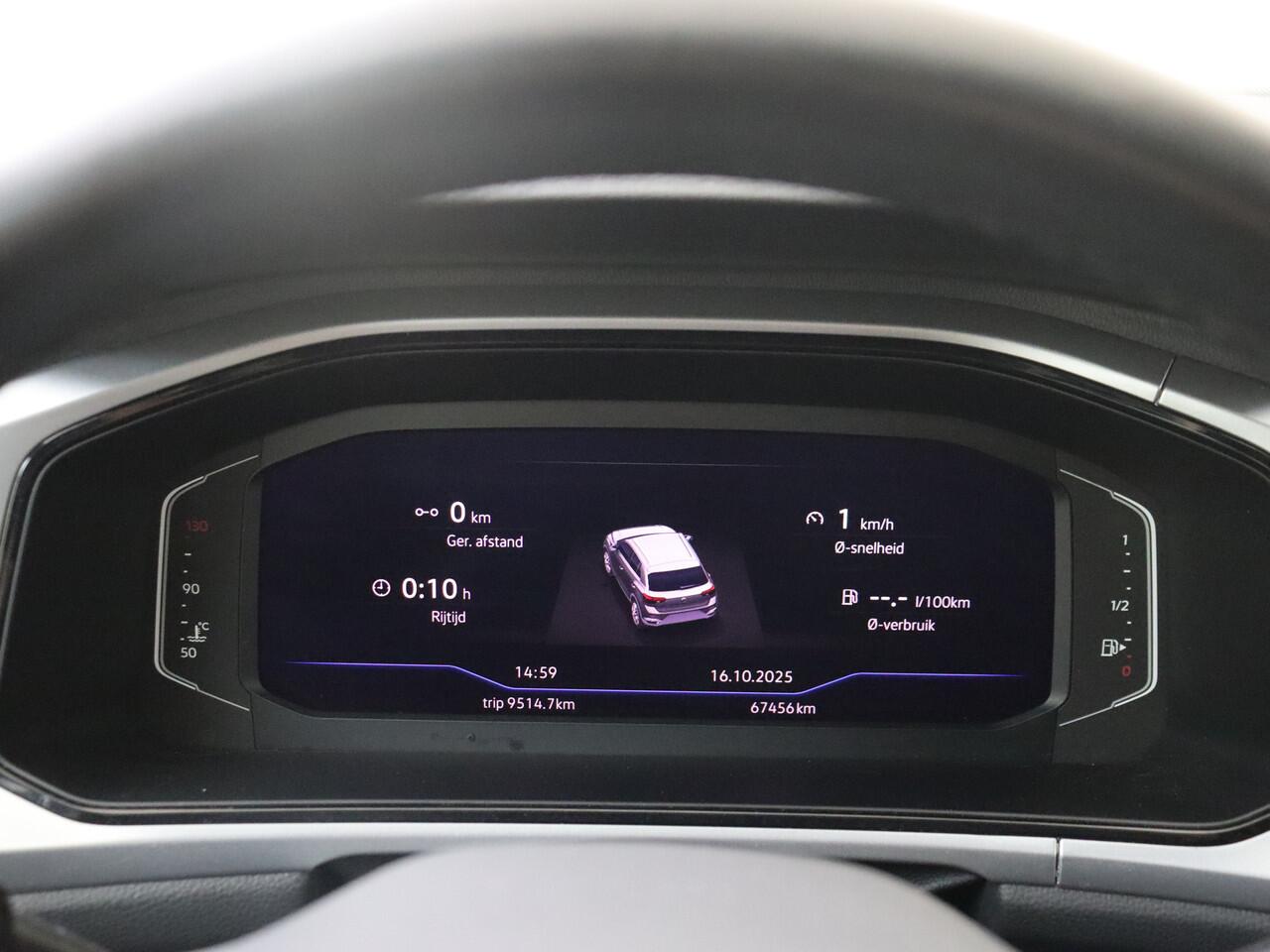 Volkswagen T-Roc 1.5 TSI Life 75 Edition | Trekhaak | Navigatie | Carplay | Dig. Cockpit |