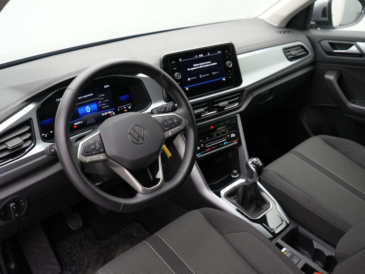 Volkswagen T-Roc 1.0 TSI 110 pk Life Business | LED | Achteruitrijcamera | Park Assist | Climatronic 2-zone | Adaptive Cruise Control | 18 inch