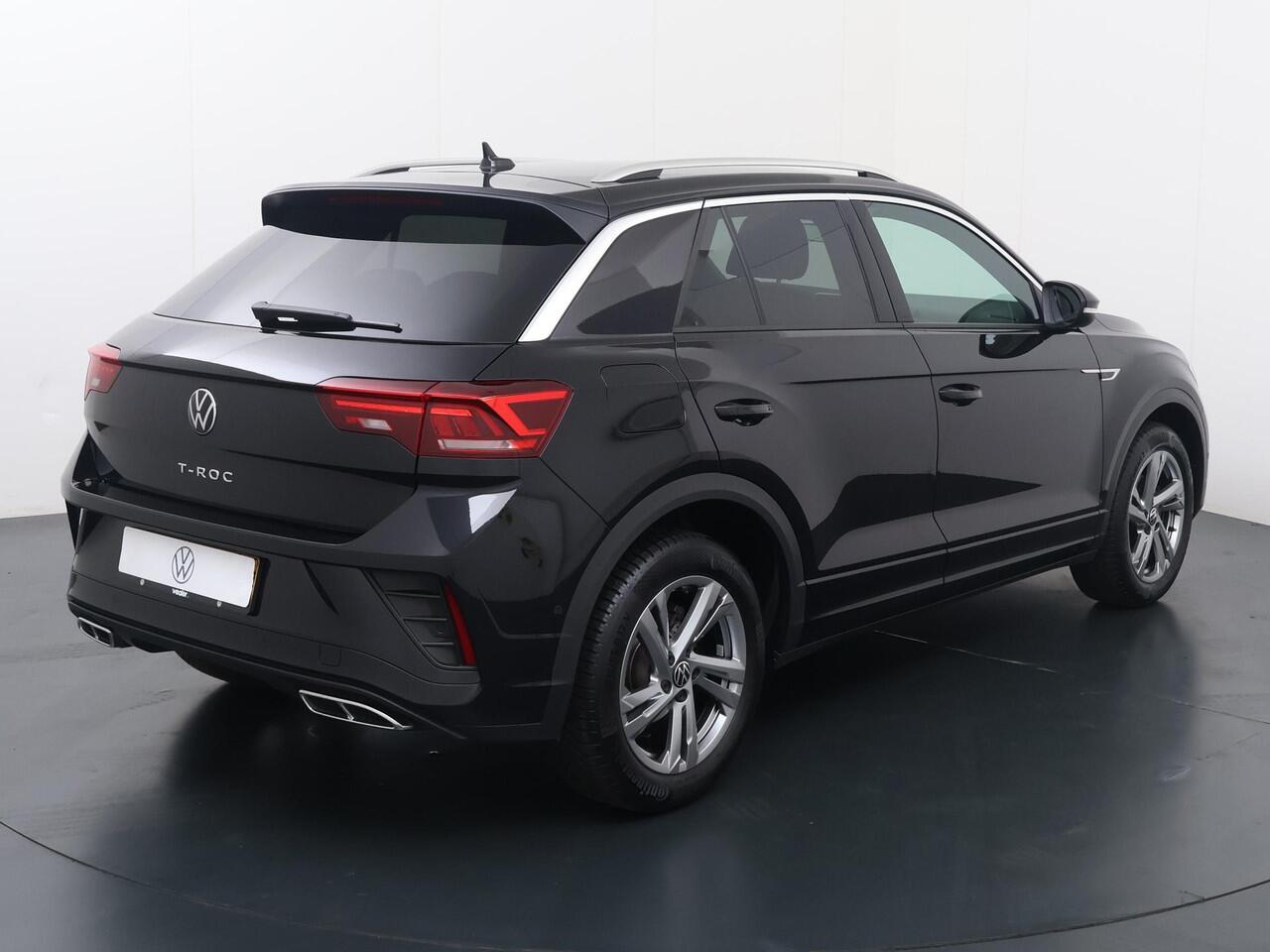 Volkswagen T-Roc 1.5 TSI R-Line | 150 PK | Automaat | Trekhaak | R-Line | Apple Carplay/Android Auto |