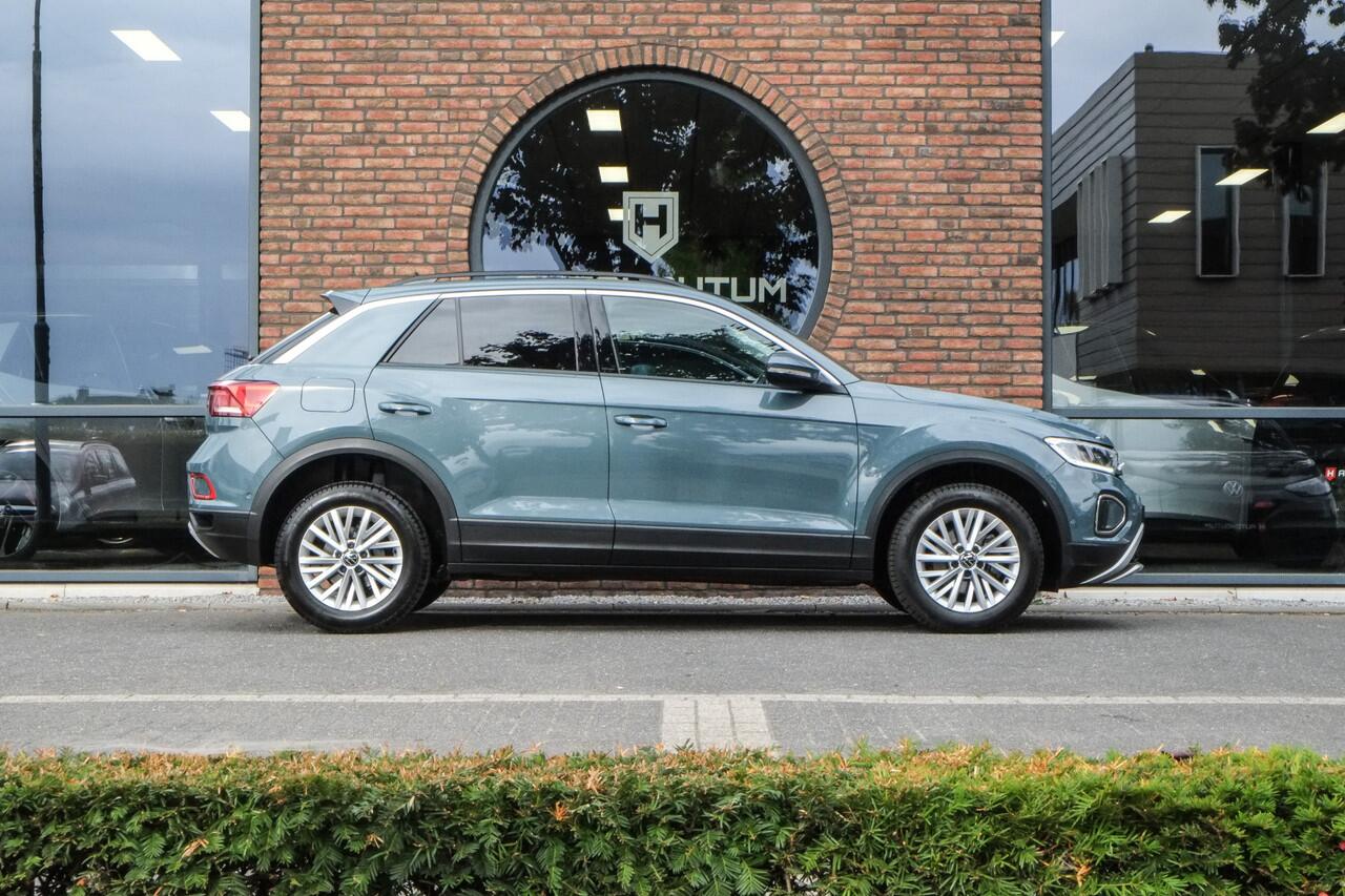 Volkswagen T-Roc 1.5 TSI Life Business Navigatie, Virtual cockpit