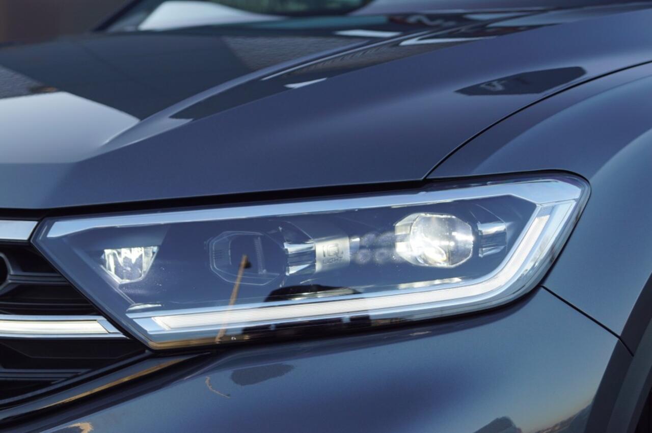 Volkswagen T-Roc 1.5 TSI DSG R-Line Black style 150pk /IQ Matrix Led /Camera/19LM