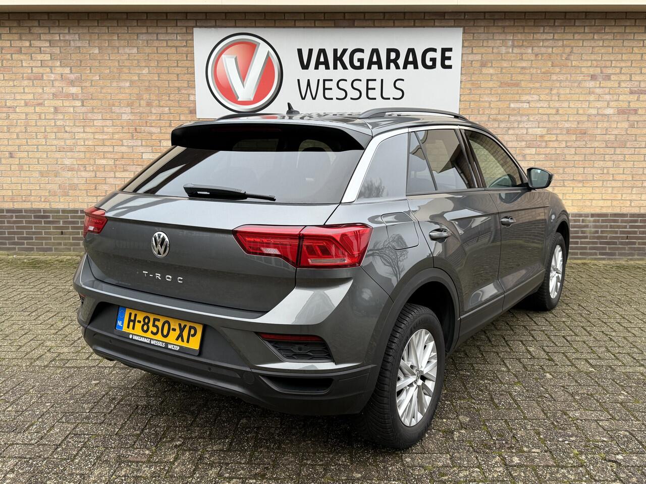 Volkswagen T-Roc 1.0 TSI Style | LM | Clima | PDC |