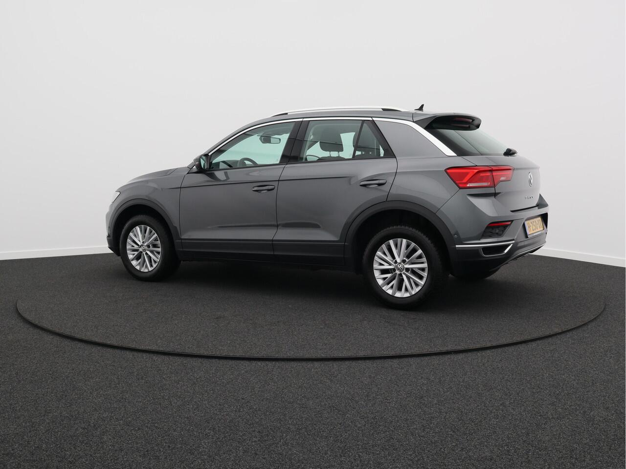 Volkswagen T-Roc 1.0 TSI Style Business/ achteruitrijcamera/ lage km!