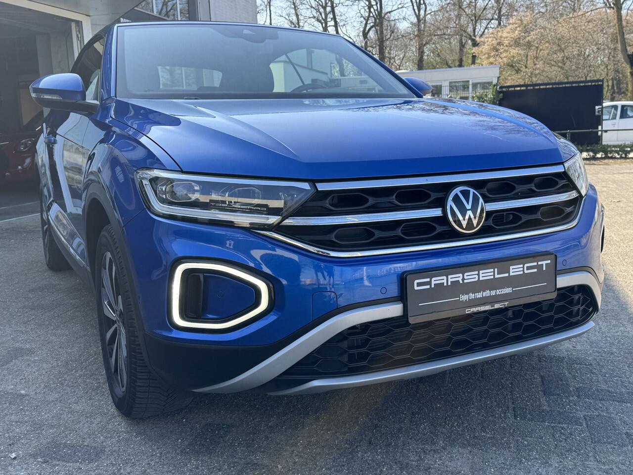 Volkswagen T-Roc Cabrio 1.5 TSI, Stuurverwarming, Trekh, ACC, DAB-tuner, windscherm, Face Lift model. . Een proefrit levert het bewijs. Neem contact op en we maken een afspraak!
