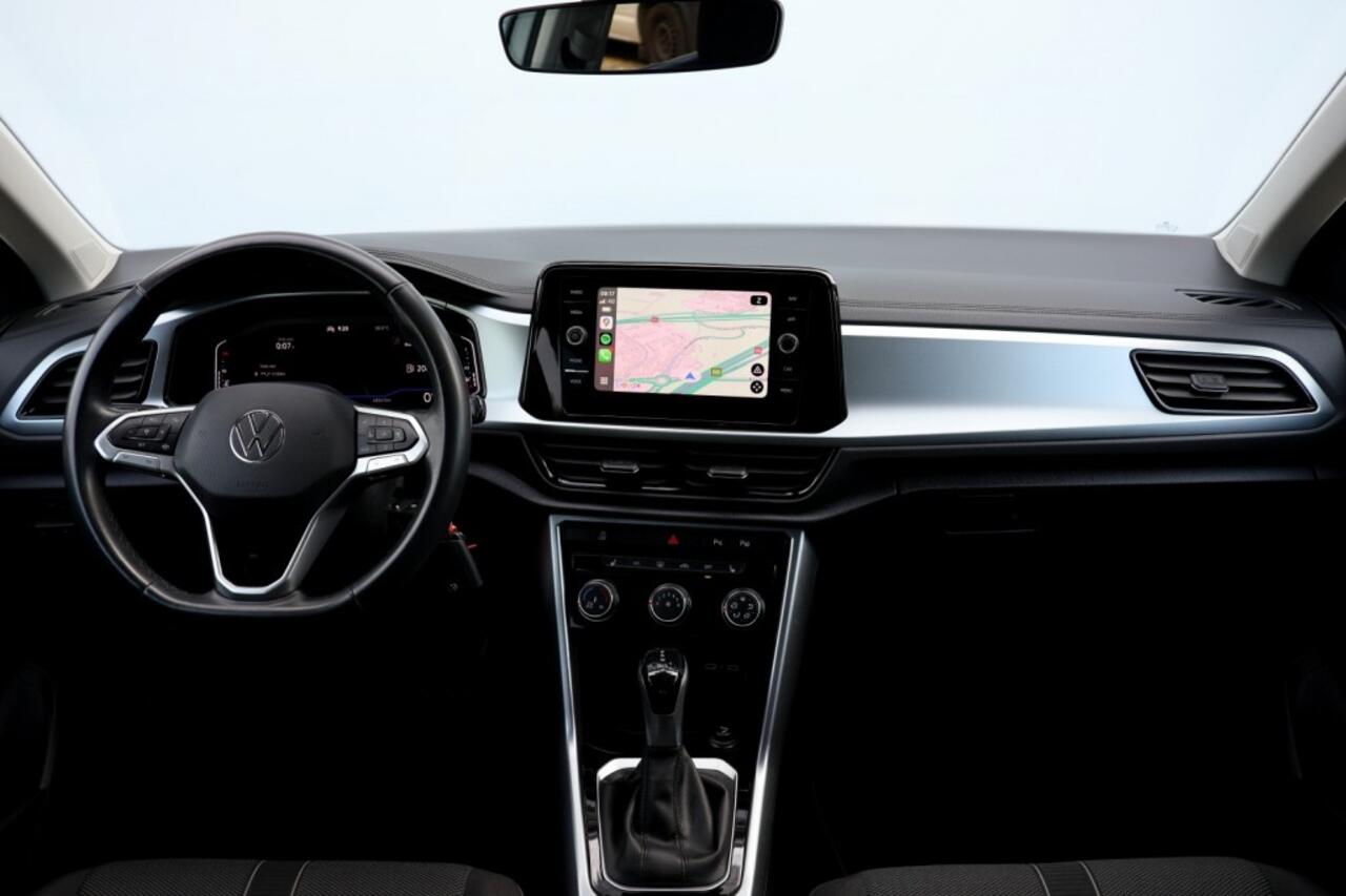 Volkswagen T-Roc 1.5 TSI DSG Life - 150 pk **Carplay / Led / ACC