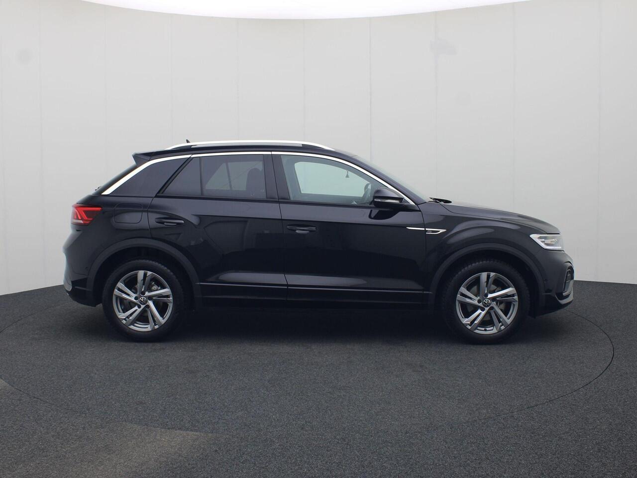 Volkswagen T-Roc 1.5 TSI 150PK DSG R-Line · Apple/Android Car Play · Camera · P-Sensoren · Navigatie · Stoelverwaming · 17'' Inch · Garantie t/m 04-03-2027 of 100.000km