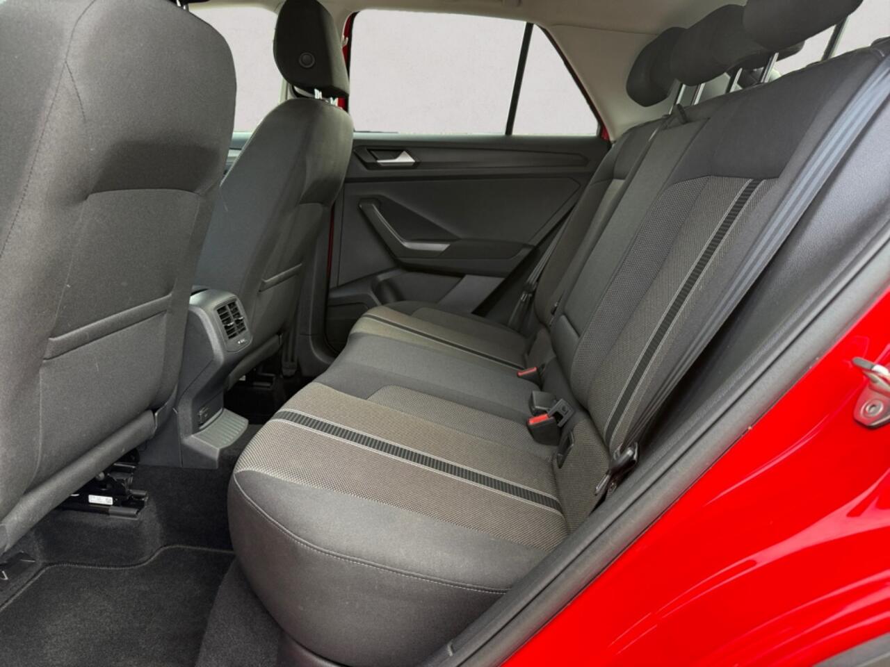 Volkswagen T-Roc 1.5 TSI Style TREKHAAK | CAMERA | CLIMATE CONTROL