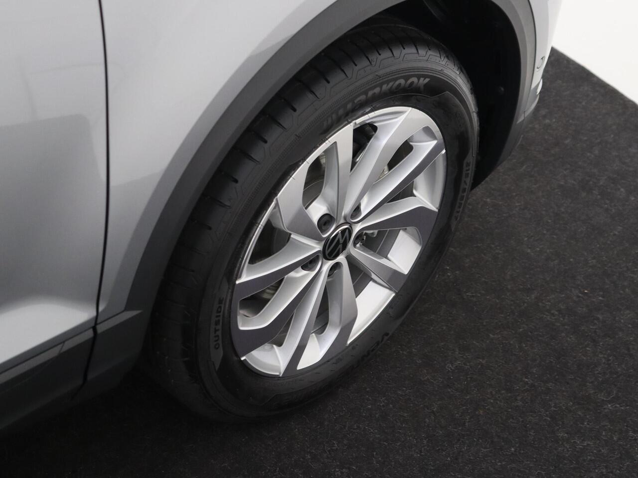 Volkswagen T-Roc Life Edition | 'App-Connect' draadloze smartphone integratie | 'App-Connect' draadloze smartphone integratie | Afstandscontrolesysteem (Front Assist)