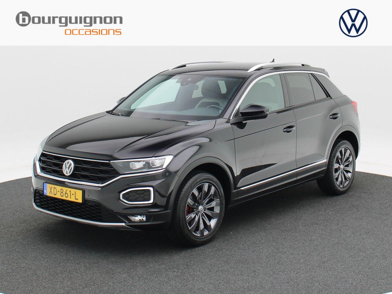 Volkswagen T-Roc 1.0 TSi 115 Pk Sport | Adaptive Cruise | Carplay | Navigatiesysteem | LED | Privacy Glass | Sensoren | Climate Control | 17 Inch