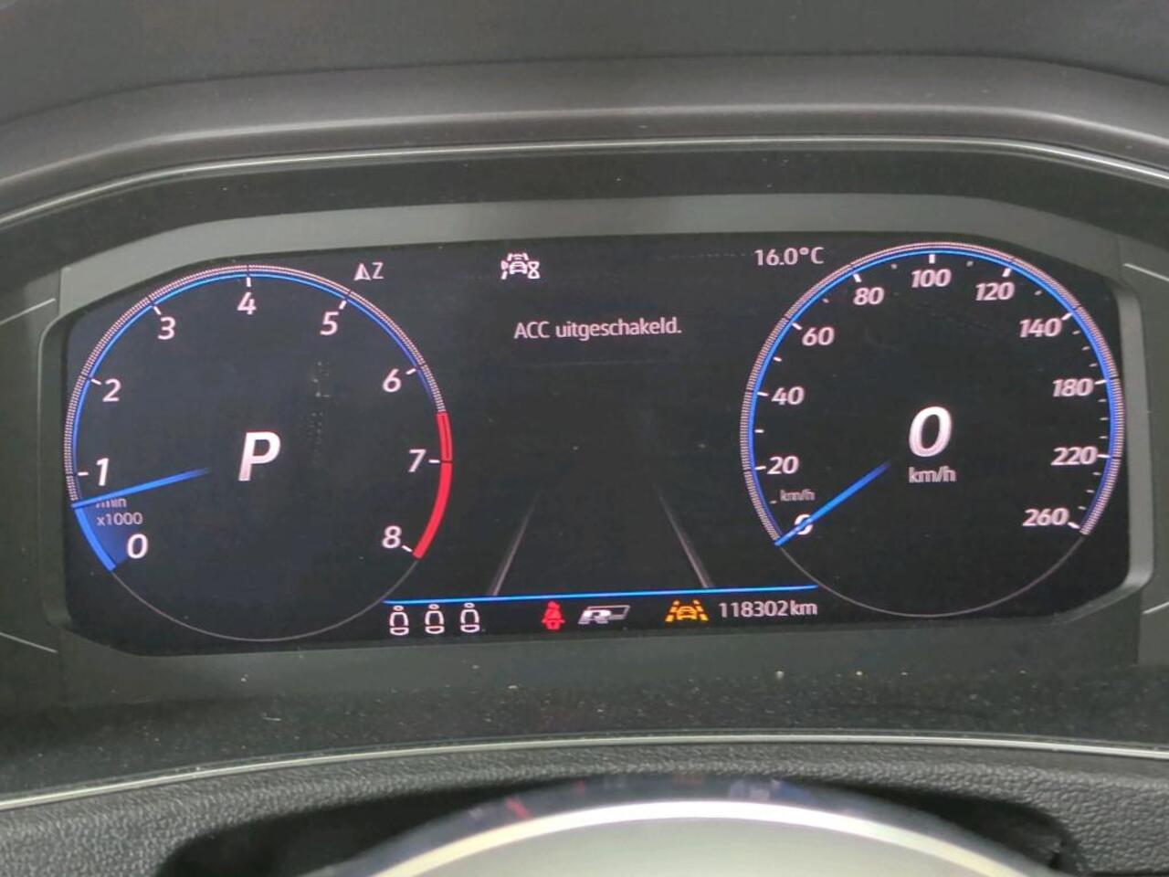 Volkswagen T-Roc 1.5 TSI Automaat Sport Business R-line | Trekhaak |