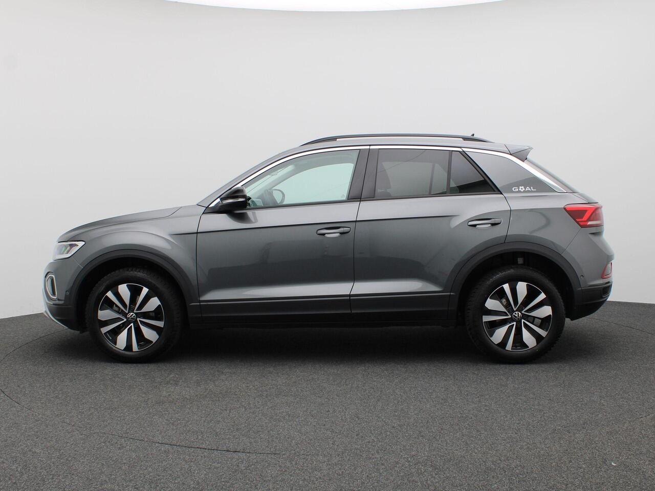 Volkswagen T-Roc 1.0 TSI Edition 115PK Navi, Adaptieve Cruise Controle, Side Assist, PDC voor en achter, Stoelverwarming, 17" LM Velgen