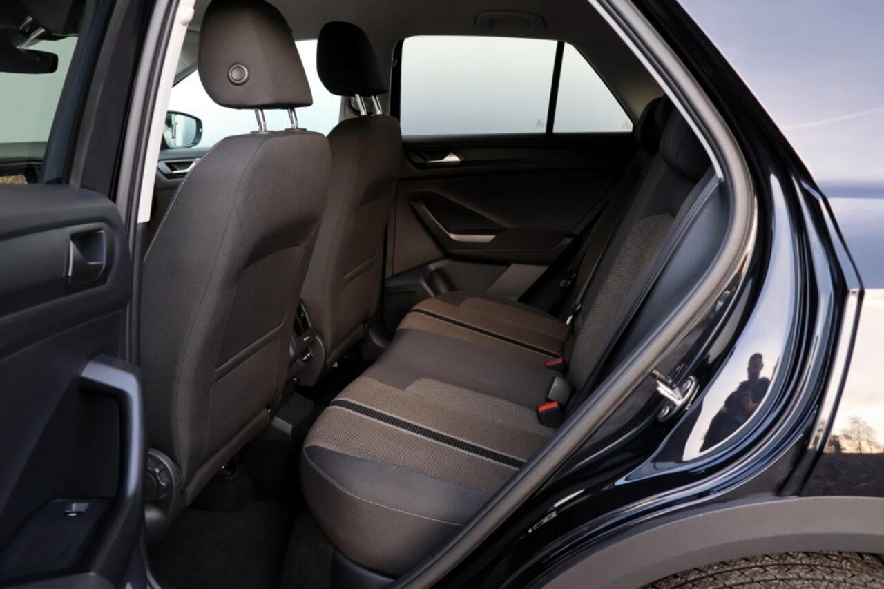 Volkswagen T-Roc 1.0 TSI Style - 110 pk **Navi / ACC / Led plus