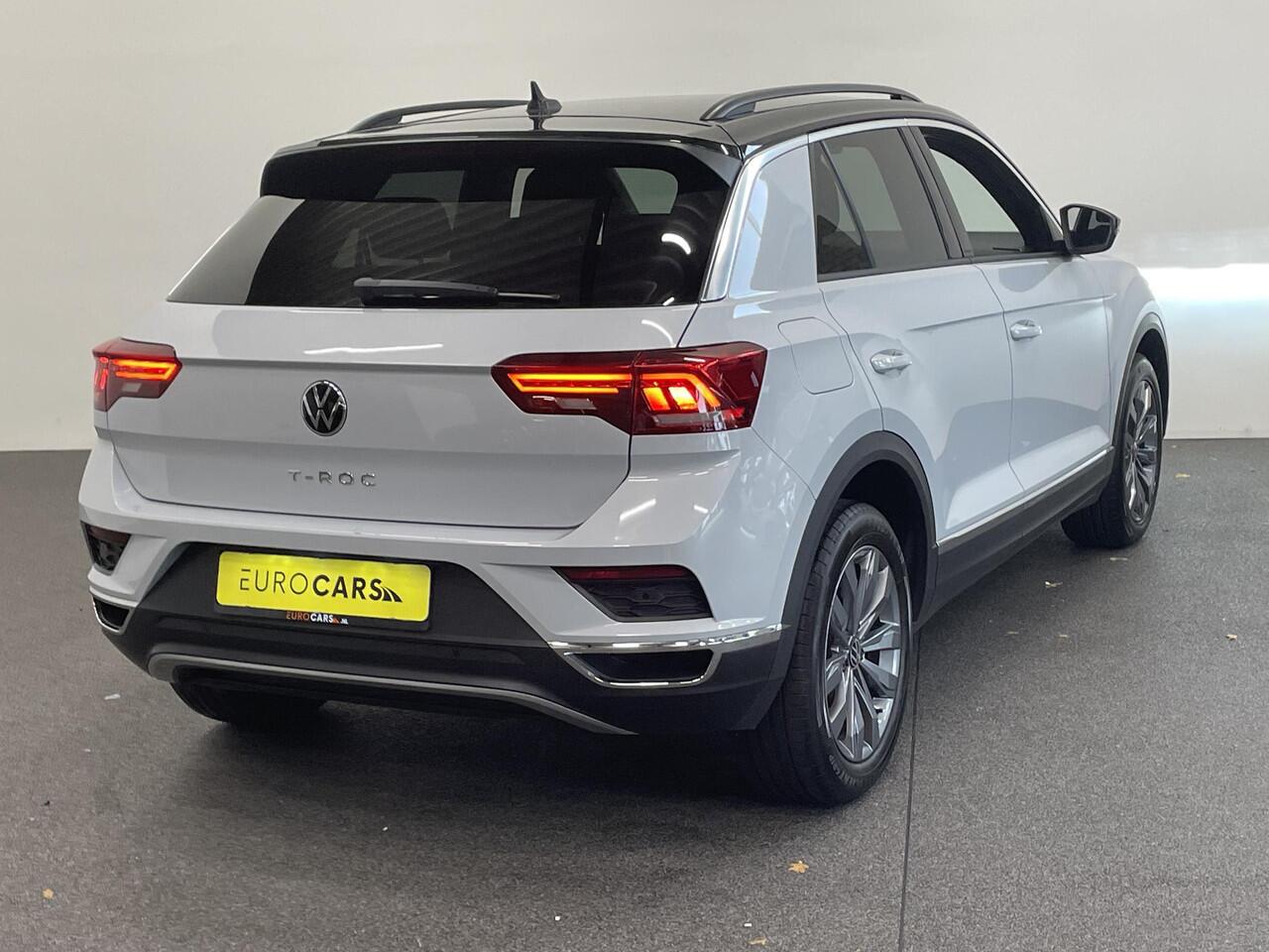 Volkswagen T-Roc 1.5 TSI Sport AUT Aut Winterpack Camera achter Adaptieve Led Auto Cruise Control PDC V+A Elektrische Kofferklep Navi Carplay