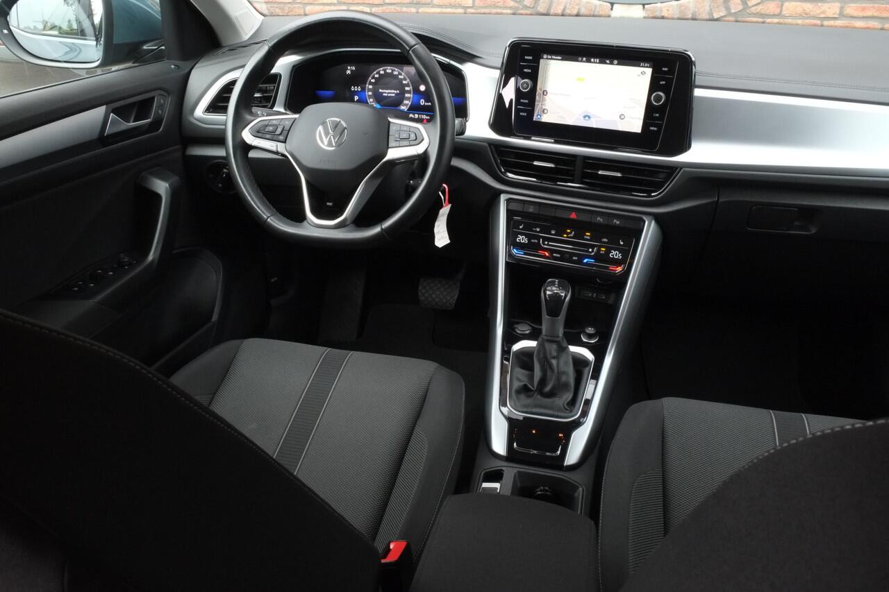 Volkswagen T-Roc 1.5 TSI Life Business Navigatie, Virtual cockpit
