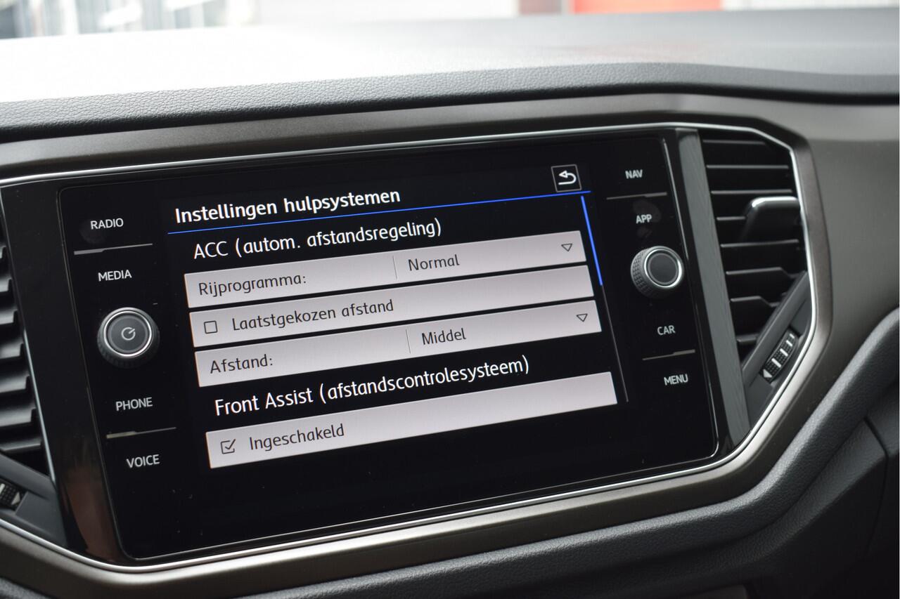 Volkswagen T-Roc 1.0 TSI Style Virtual cockpit, Adaptive cruise, DAB, 18'' lmv,