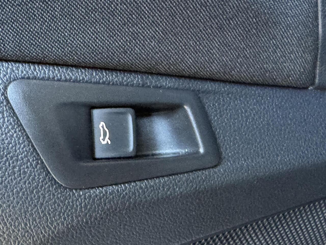 Volkswagen T-Roc 1.5 TSI Sport,Trekh,Cruise,Apple,Cam