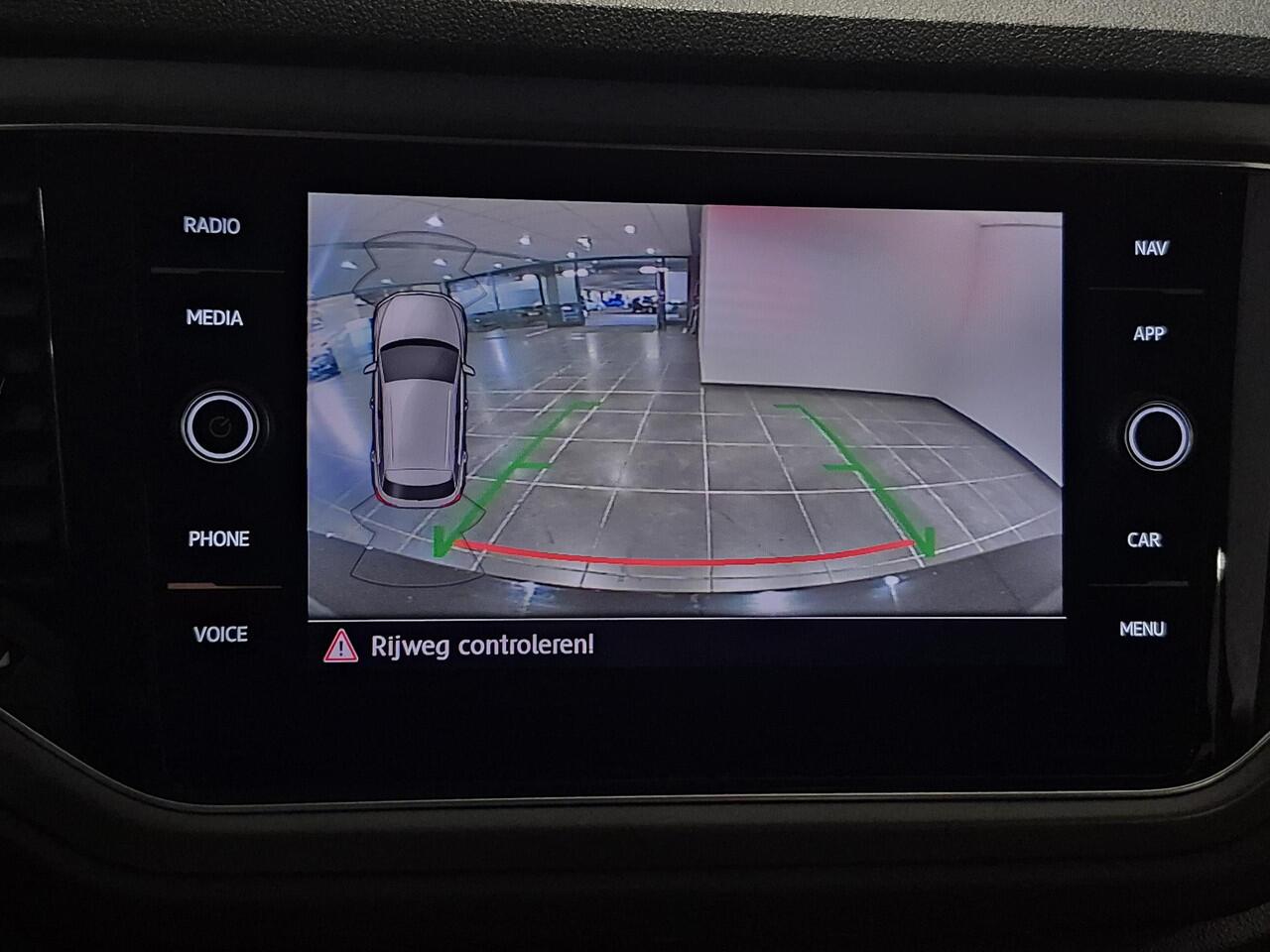 Volkswagen T-Roc 1.5 TSI Sport | Virtual Cockpit | Camera | Navigatie |