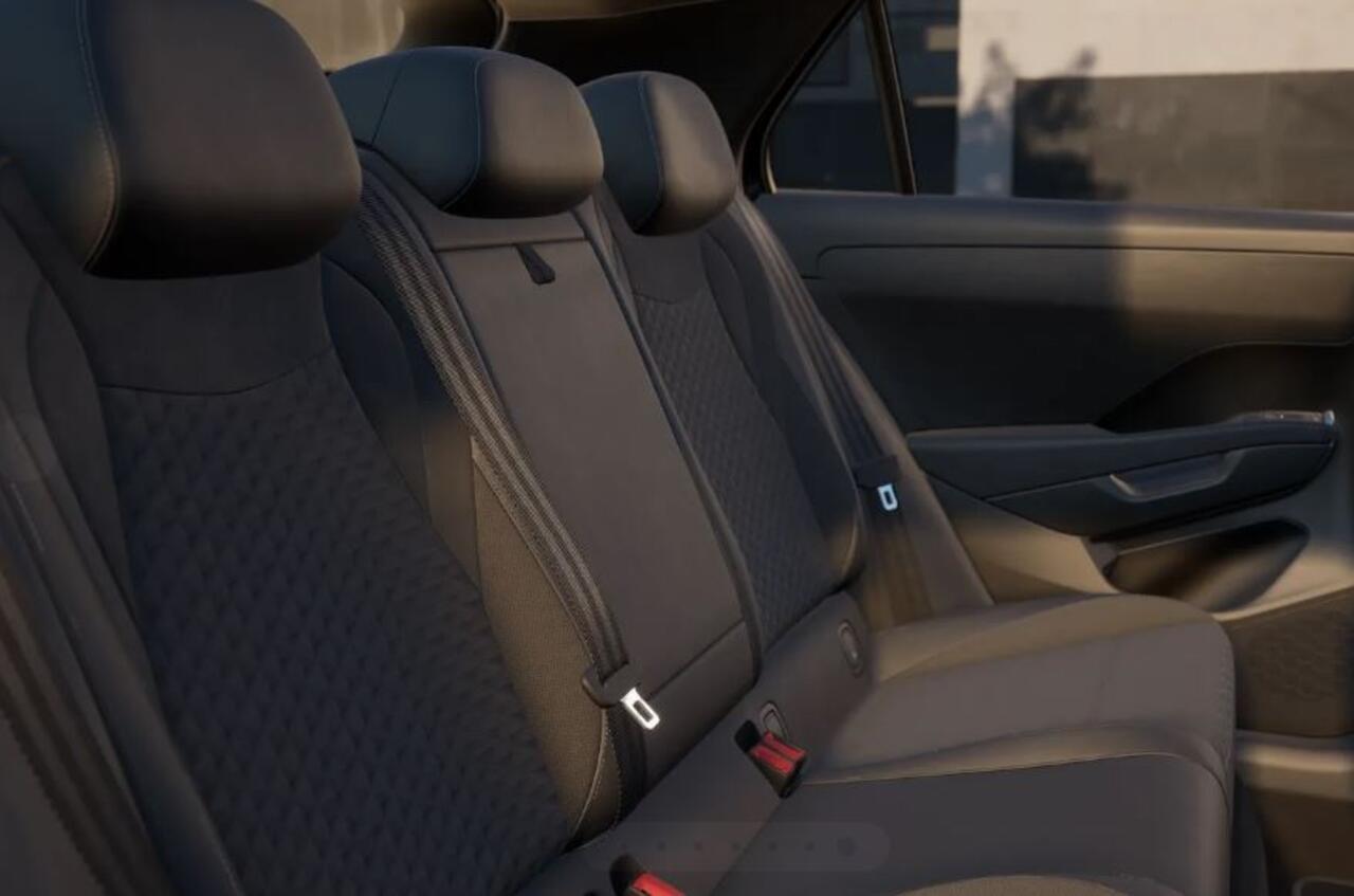 Volkswagen T-Roc 1.5 eTsi R-Line First Edition !!!Profiteer ook van 2.000 euro inruilpremie!!!