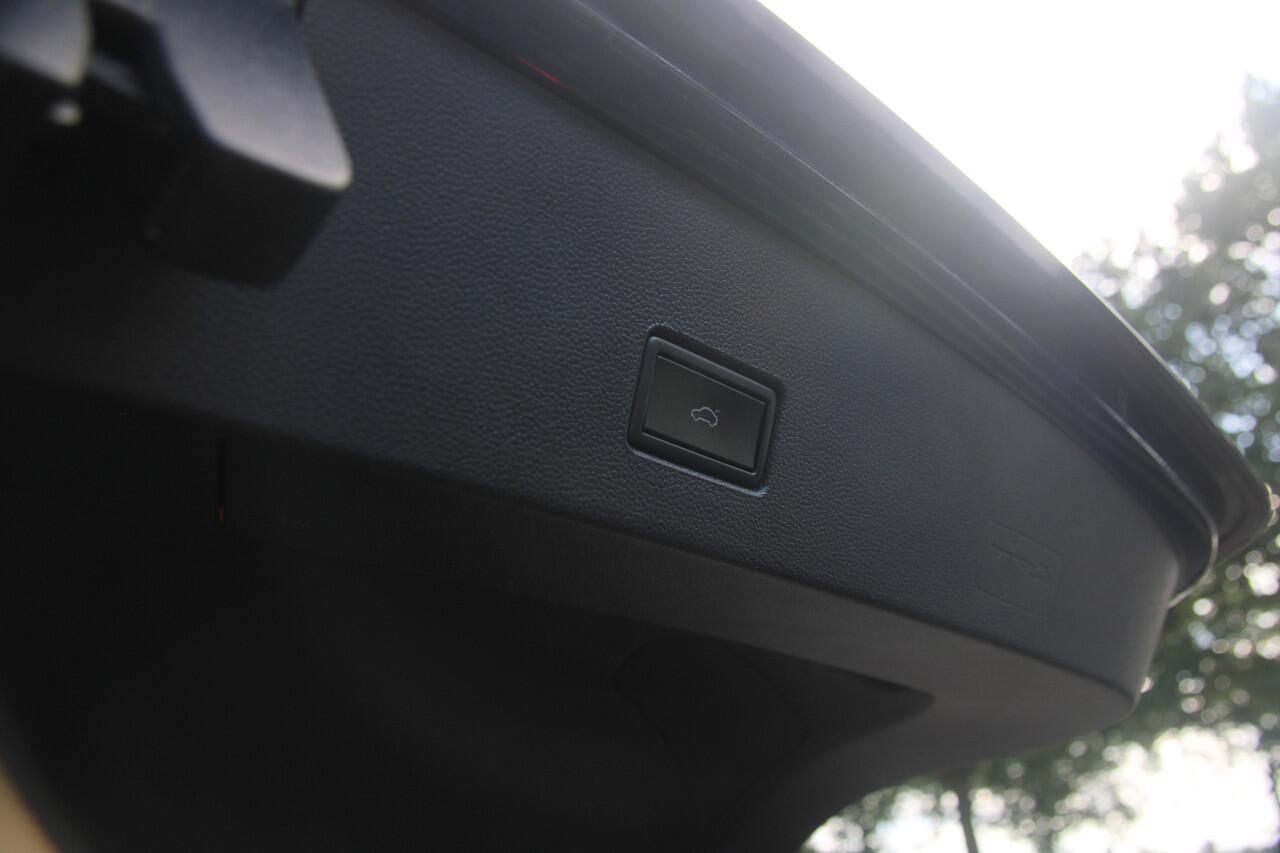 Volkswagen T-Roc 1.5 TSI Sport | DSG | Camera | ACC | Virtual |