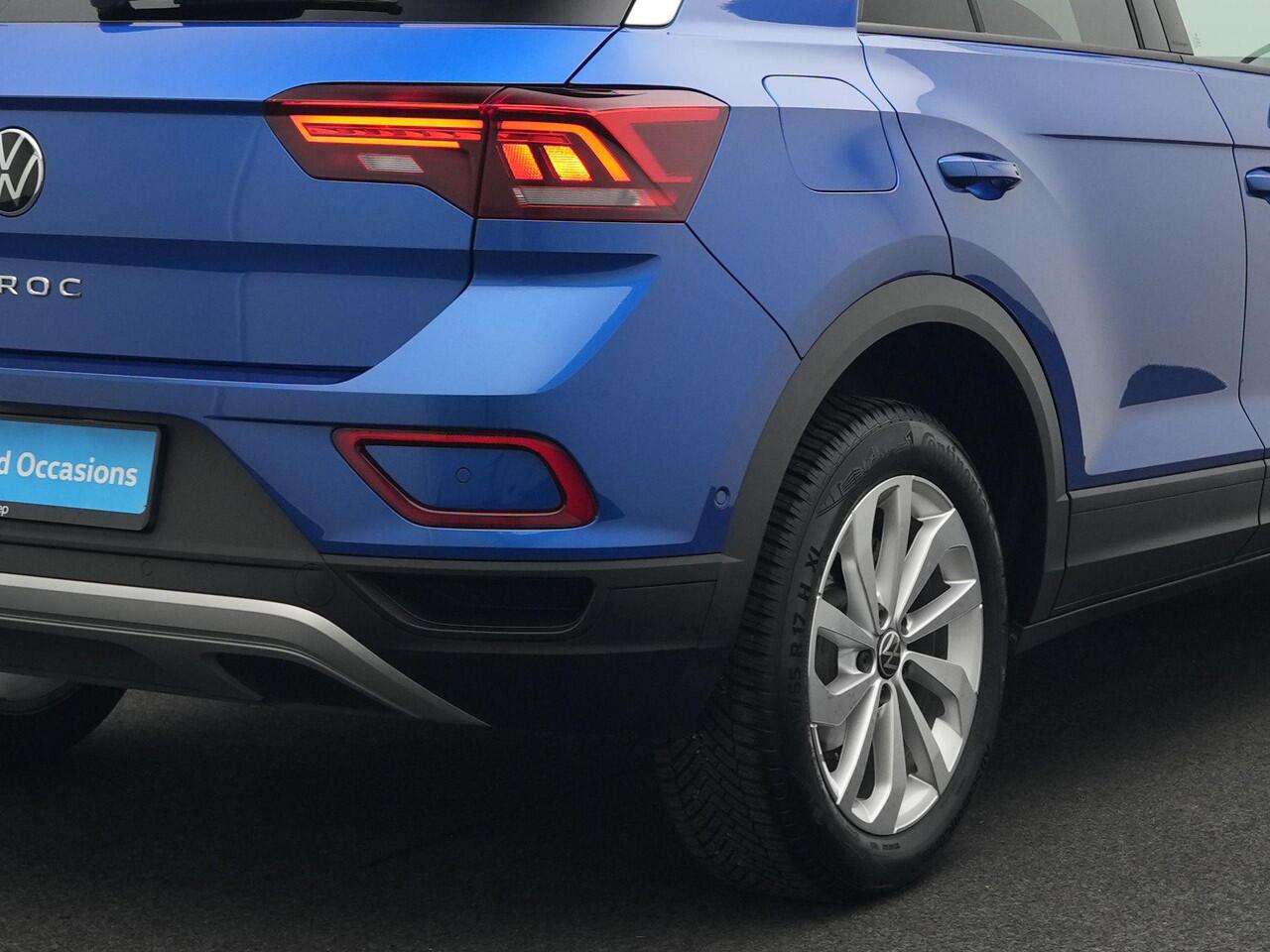 Volkswagen T-Roc 1.0 TSI 115 pk Life Edition | LED koplampen | Achteruitrijcamera | Carplay | Navigatie | Park Assist | Side Assist | 17 inch