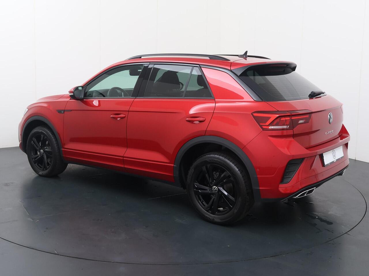 Volkswagen T-Roc 1.5 TSI R-Line | 150 PK | Automaat | Navigatiesysteem | Adaptive cruise control | R-Line |