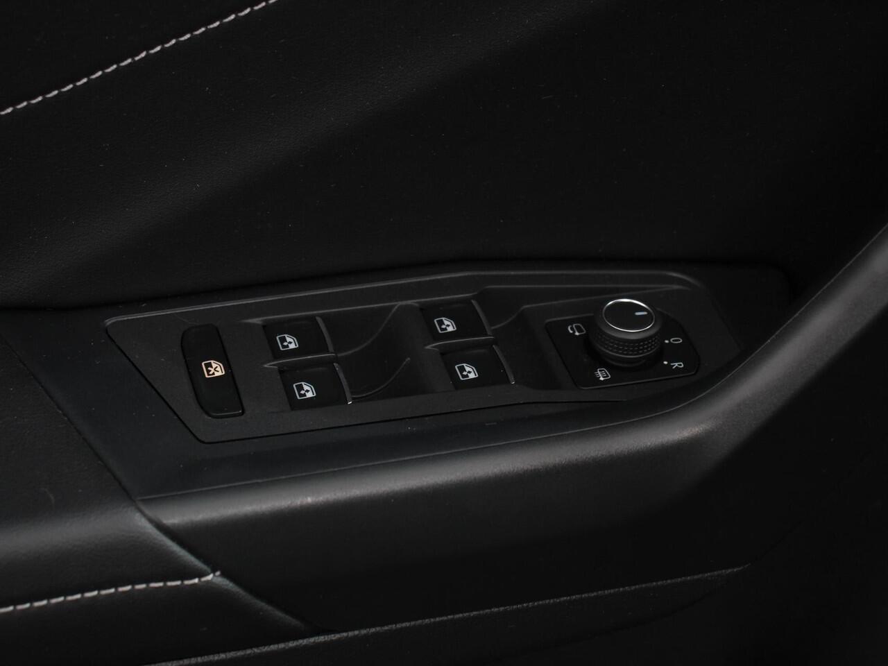 Volkswagen T-Roc 1.5 TSI DSG Style | Navigatie | Apple Carplay / Android Auto | Climate Control | Led | Digitale Cockpit | Adaptive Cruise Control | Trekhaak