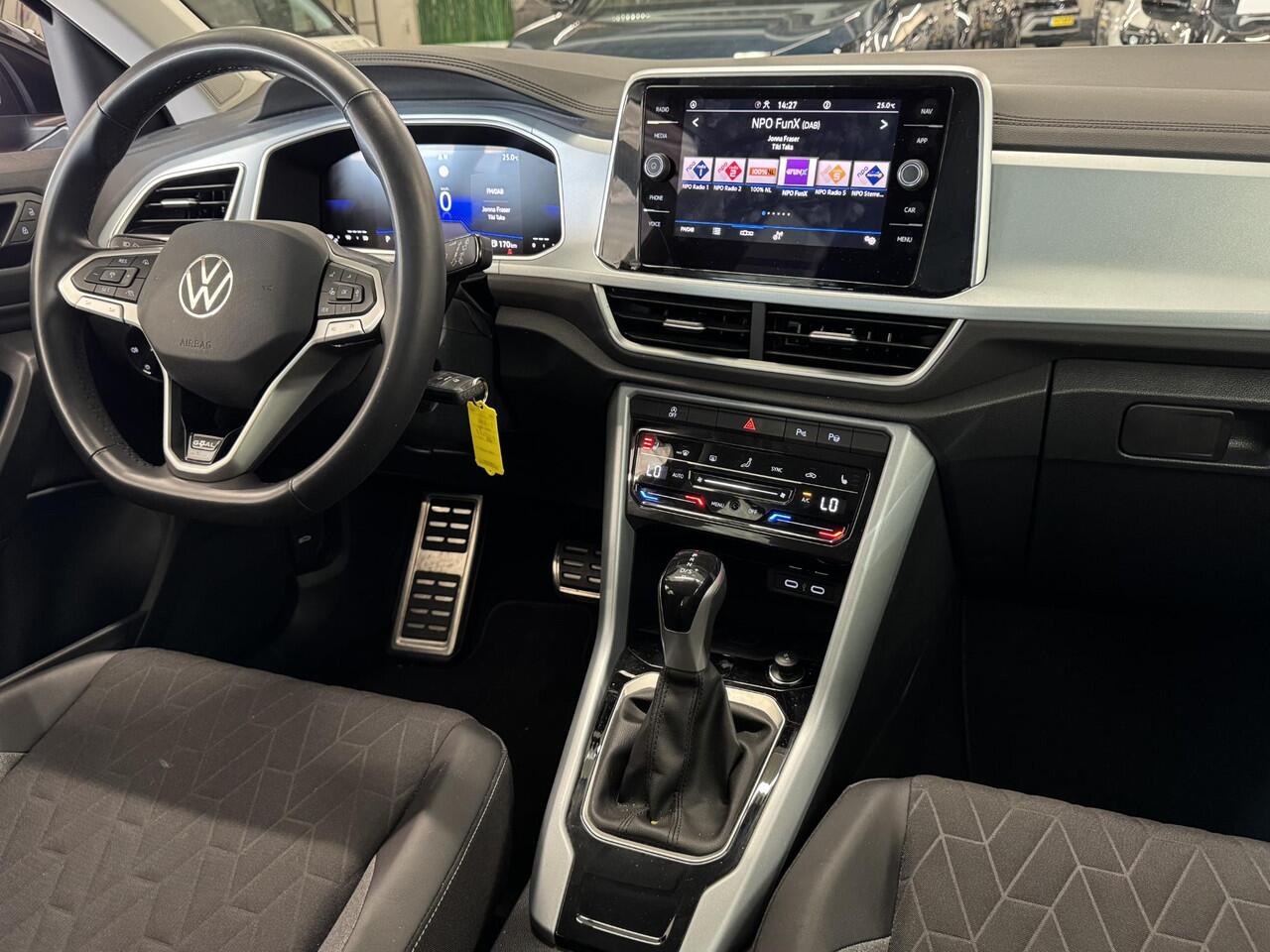 Volkswagen T-Roc 1.5 TSI Goal Edition | Automaat | Stoelverwarming | ACC | Clima | Navi | PDC | Carplay | ( Vesteging - Nieuwegein )