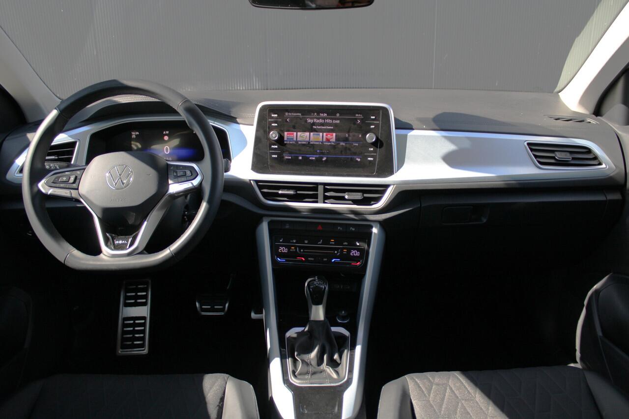Volkswagen T-Roc 1.5 TSI Life Edition 150pk - ACC - LED - Navi - Stoelverwarming - Blind Spot - Virtual cockpit - Rijklaar