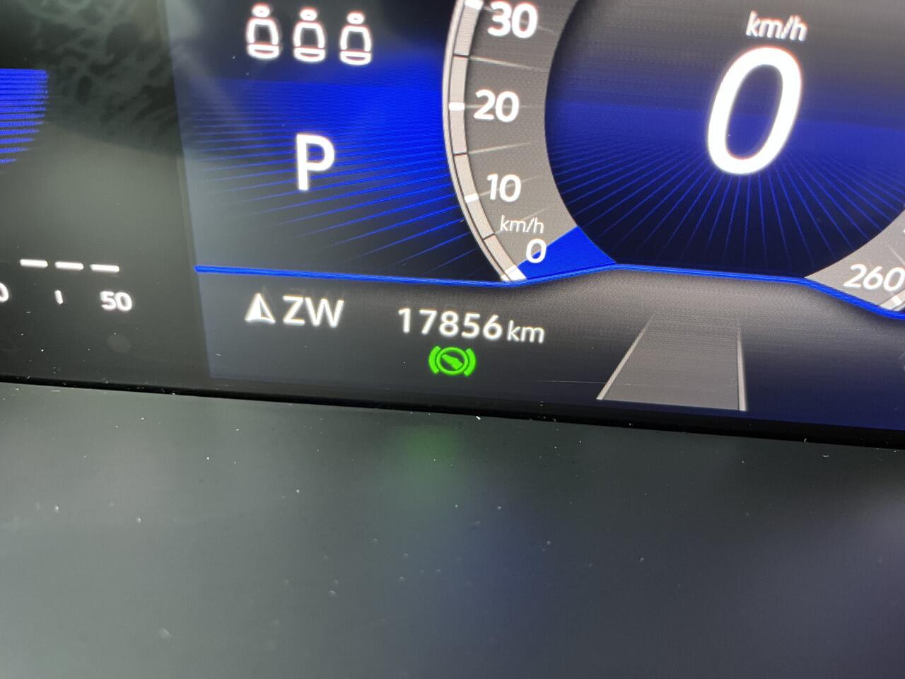 Volkswagen T-Roc 1.5 TSI R-Line / AUTOMAAT/ 2X R-LINE/ ADAPT. CRUISE/ LED/ CLIMA/ STOEL VERWARM./ APP-CONNECT/ RIJ-MODI/ PARK. SENSOREN + CAMERA/ NAVI/ 18" LMV