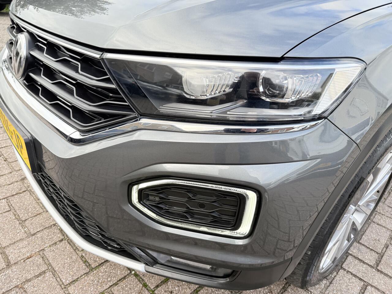 Volkswagen T-Roc 1.5 TSI 150pk Sport Panoramadak, 18''Lmv, Virt. Display