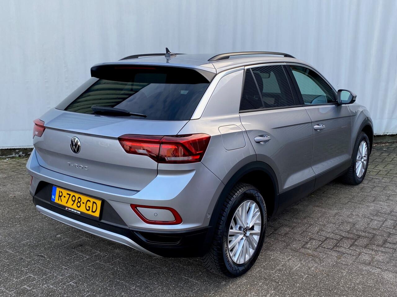 Volkswagen T-Roc 1.5 TSI Life Business Carplay / Stl.verw