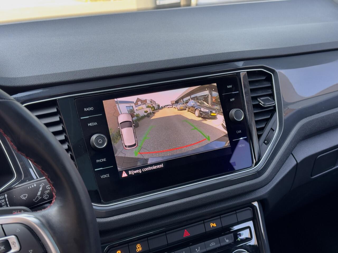 Volkswagen T-Roc 1.5 TSI AUT7 SPORT 2X R-LINE 104D.KM PANODAK 20 INCH-LMV NAVI CAMERA DIGI-DASH APPLE-CARPLAY LED PDC