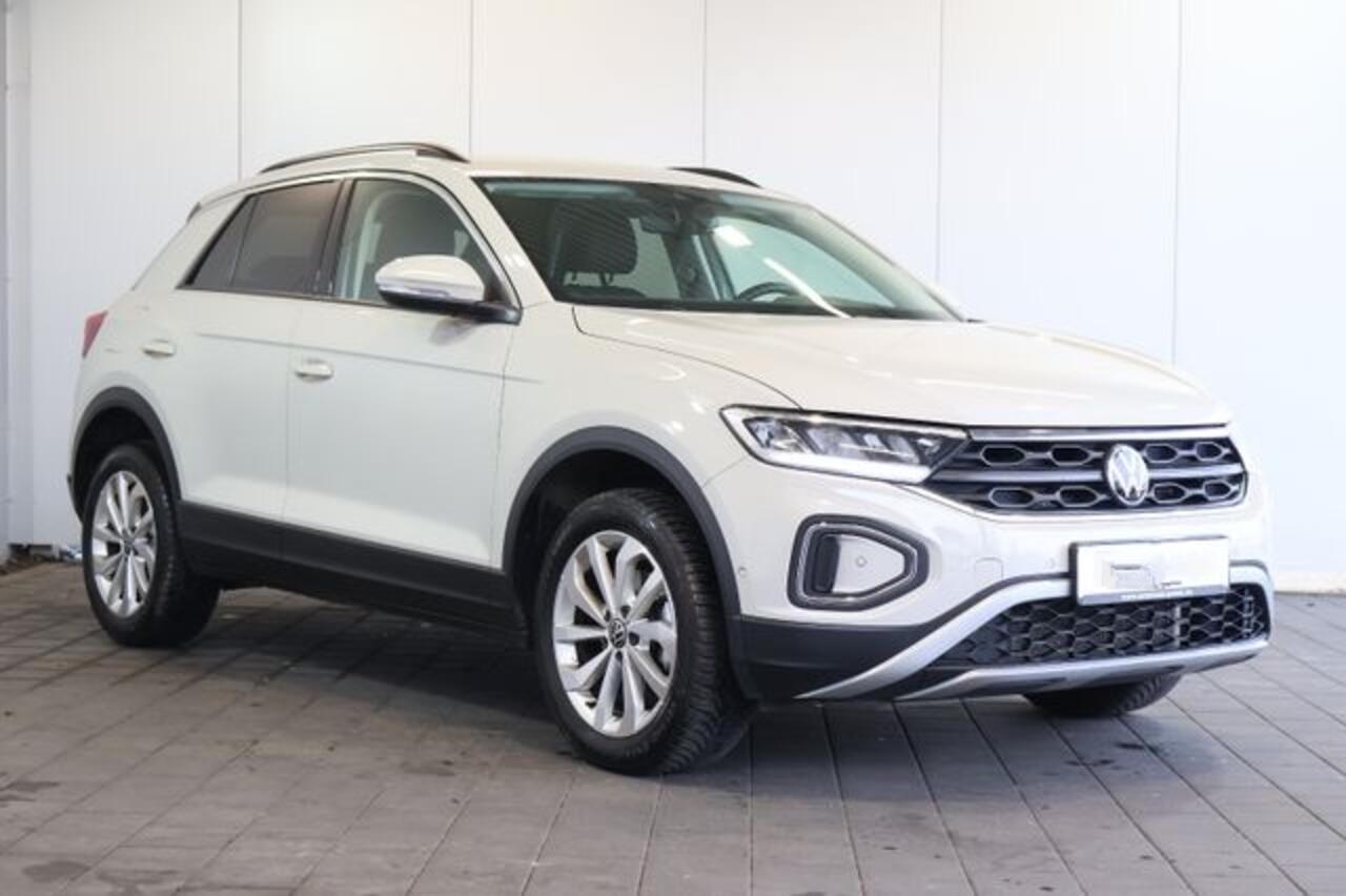 Volkswagen T-Roc 1.5 TSI (110kW/150 pk) DSG-7 AUT. ** LED, VIRTUAL, LANE ASS, TREKH, 17-inch LMV, PRIVACY ** 1e EIG - UNFALLFREI ** ** INFORMEER OOK NAAR ONZE AANTREKKELIJKE FINANCIAL-LEASE TARIEVEN **