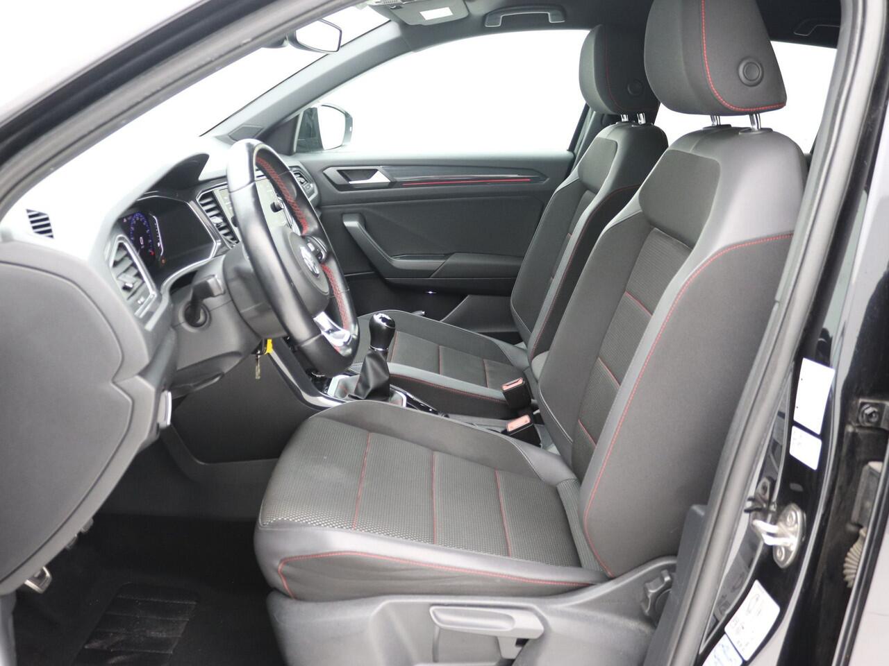 Volkswagen T-Roc 1.5 TSI Sport Business R 150 pk / Adap. cruise / Origineel NL