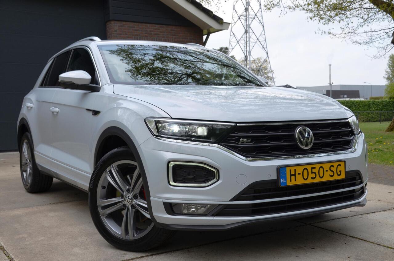 Volkswagen T-Roc 1.5 TSI Sport Business R Line Automaat/Navi/Ecc/Pdc/Virtueel-Dashboard/Privacy-Glass/18-Inch Lmv/Achteruitrijcamera/Cr-Controle/Stoelverwarming/Leer/Afnb-Trekhaak