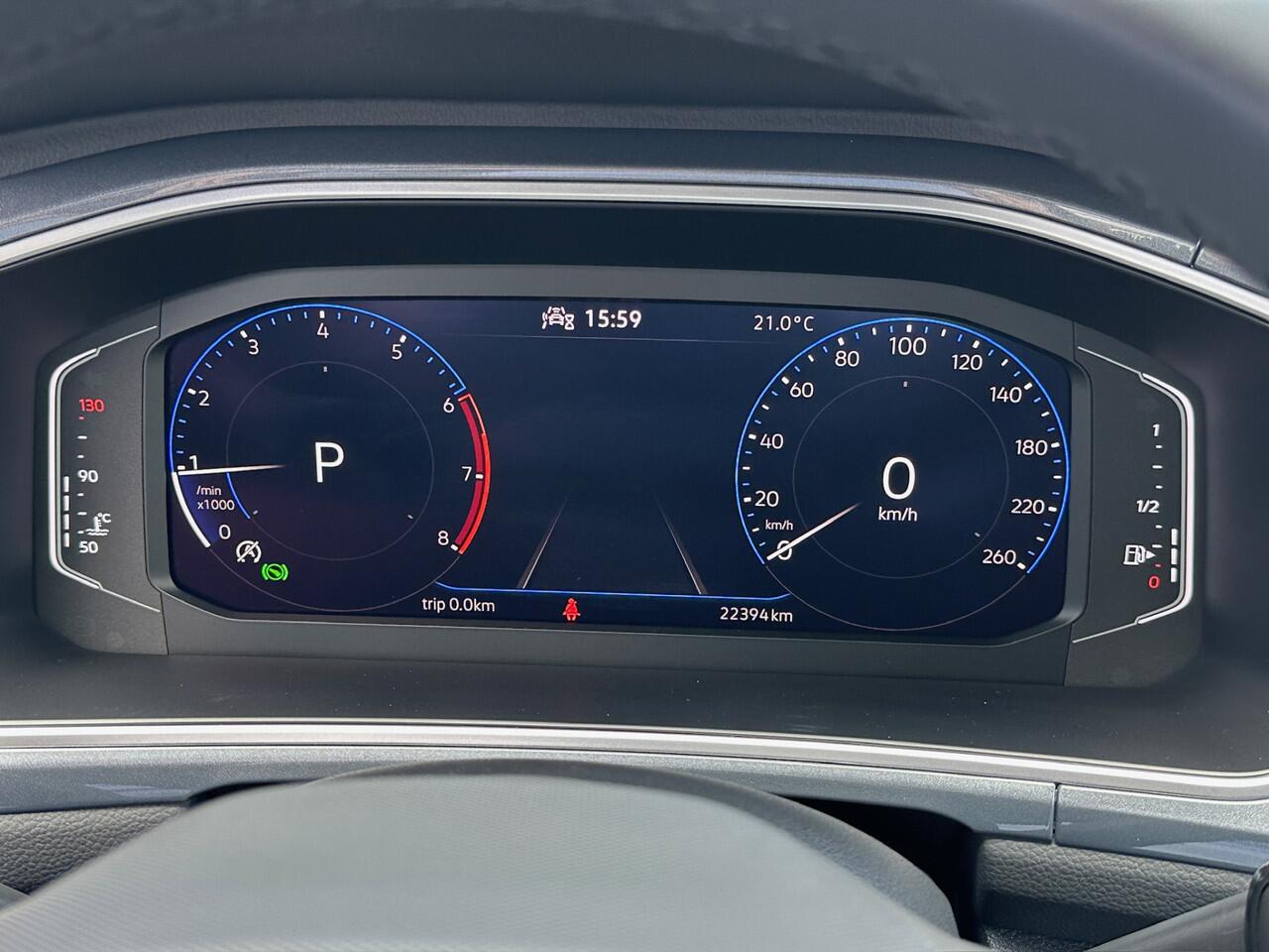 Volkswagen T-Roc 1.5 TSI 150pk DSG Style Carplay | Camera | Keyless | Elek. Achterklep | Rijklaar incl. garantie