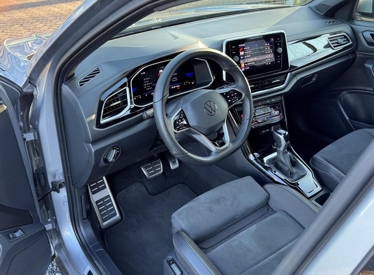 Volkswagen T-Roc 1.5 TSI 150pk DSG R-Line (Camera,5j gar,Navi,Ergo)