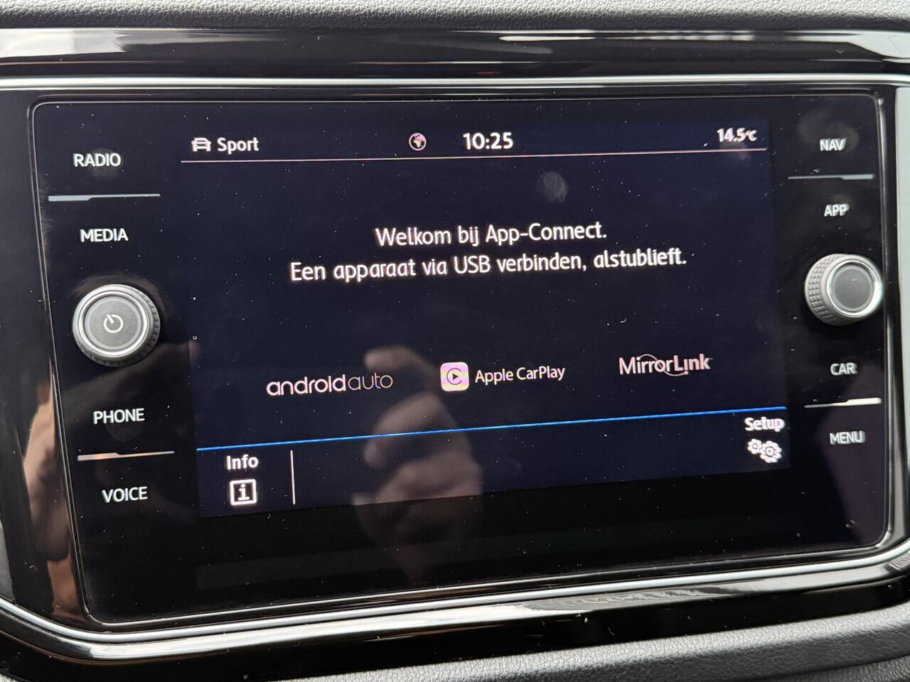 Volkswagen T-Roc 1.5 TSI Sport Business R Navigatie/Camera.