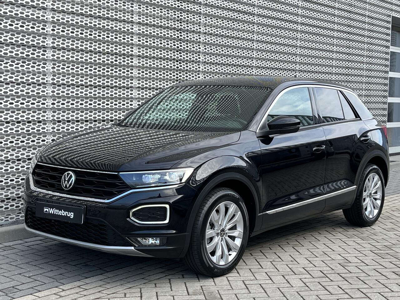 Volkswagen T-Roc 1.5 TSI 150PK Sport / Achteruitrijcamera / Elektrische Achterklep / Stoelverwarming / Parkeersensoren V+A / LED P4