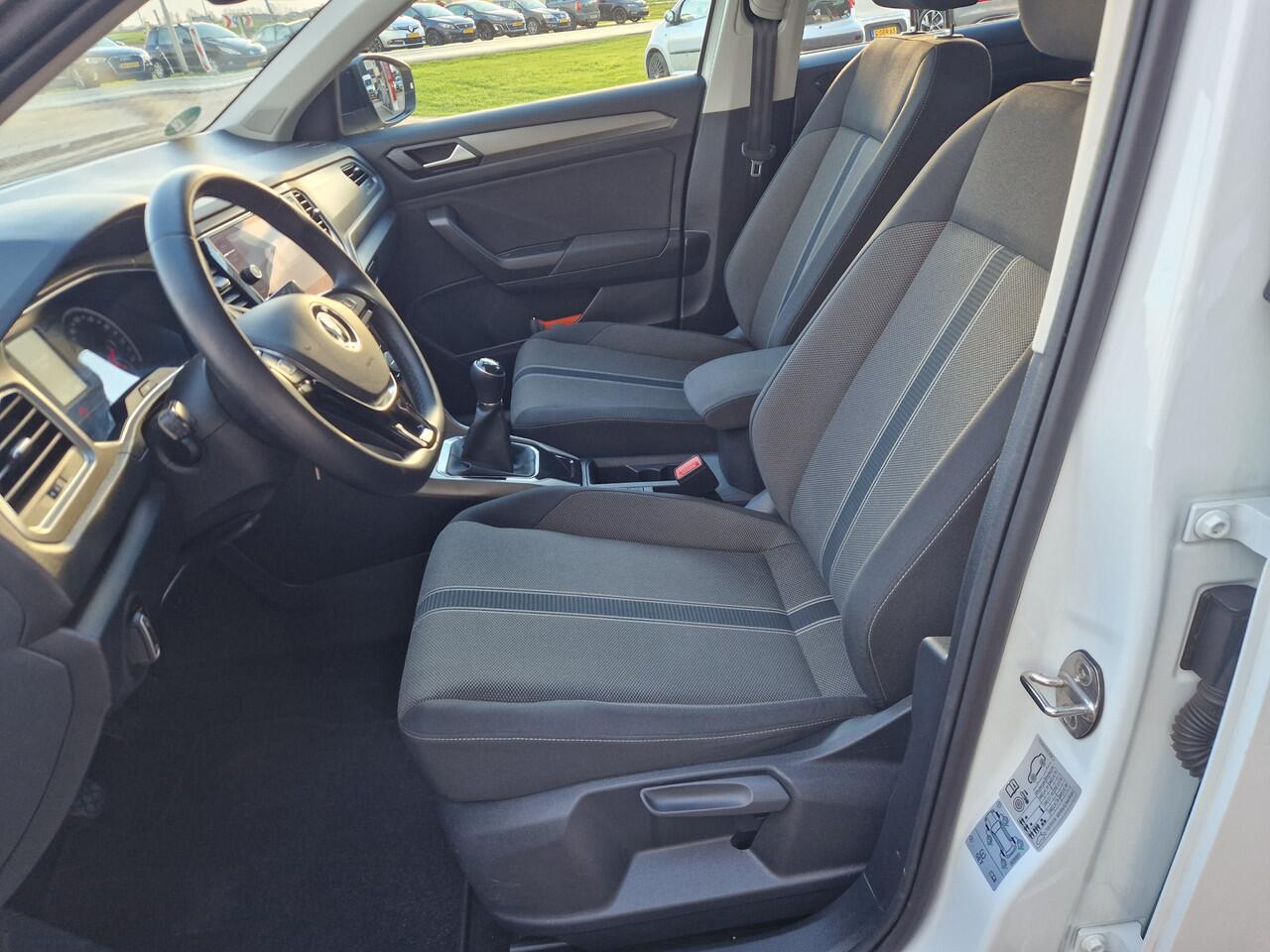 Volkswagen T-Roc 1.0 TSI Style Business 12 MND BOVAG GAR. | NAVI | TWO TONE LAK | ACC | PDC V+A | CLIM. CONTR. | APPLECARPLAY/ANDROID AUTO