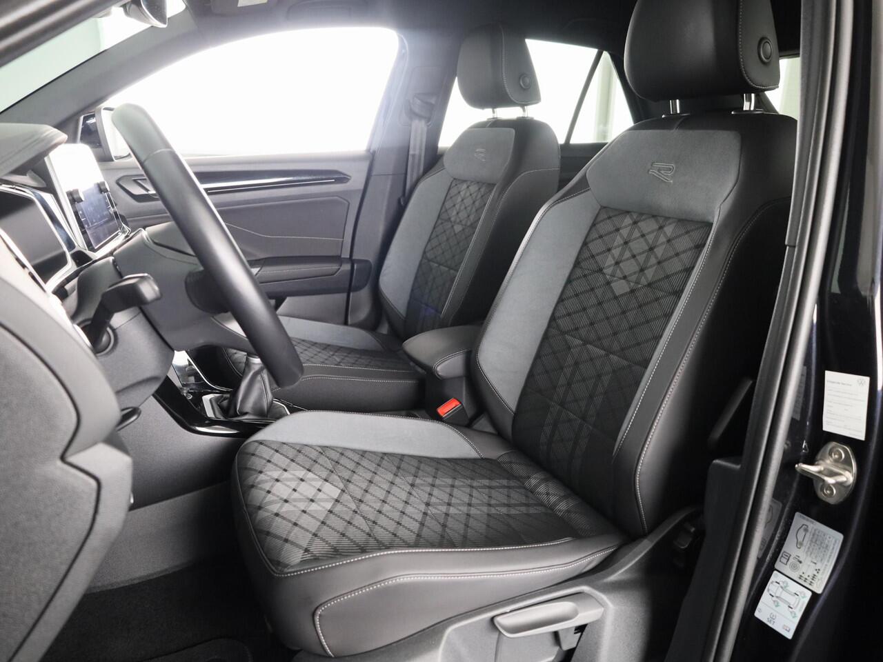 Volkswagen T-Roc 1.0 TSI R-Line Business 110 PK | Private lease vanaf ¤ 499,- pm | Verlengde garantie | Navigatie | Keyless entry | Privacy glas |