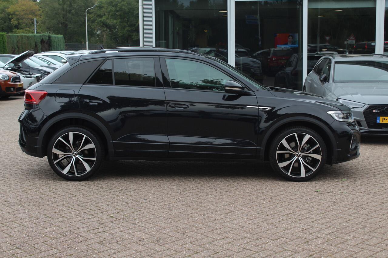 Volkswagen T-Roc 1.5 TSI R-Line Business / Panoramadak / Camera / Navigatie / Blackpack / 19'' / DAB / Stoelverwarming / ACC