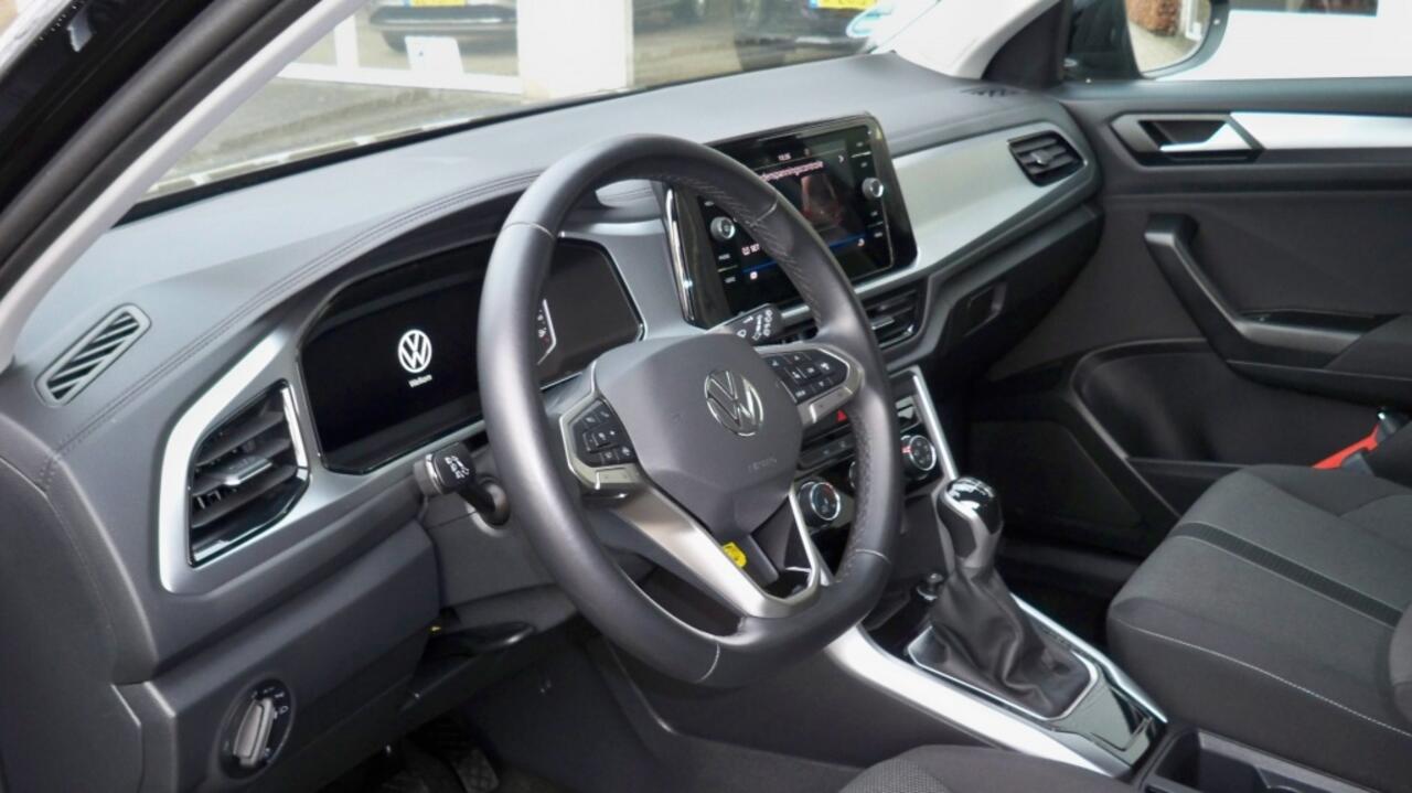 Volkswagen T-Roc 1.0 TSI Life Navi Apple Carplay Camera PDC