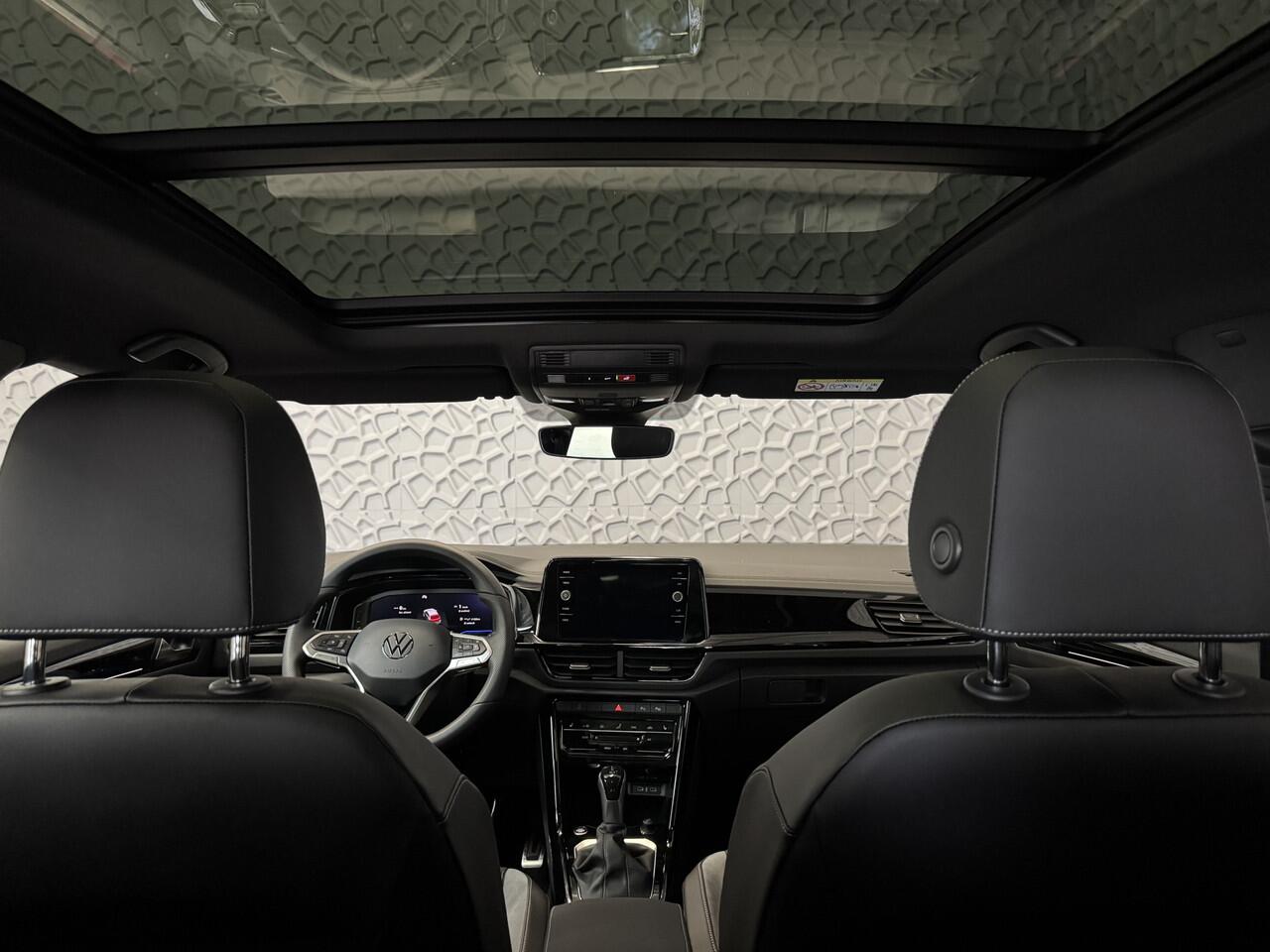 Volkswagen T-Roc 1.5 TSI 150PK R-LINE PANORAMA ? NIEUWE AUTO ? BLACKLINE EVO IQ LIGHT ALCANTARA ELEK.KLEP CARPLAY STOEL/STUUR VERW. 19"LMV VIR.COCKPIT 06/2025 SCHUIFDAK ?Top Auto's Wijchen , 30 Jaar Specialist in Volkswagen : Alle Type's : R-Line Edition / Style / First 