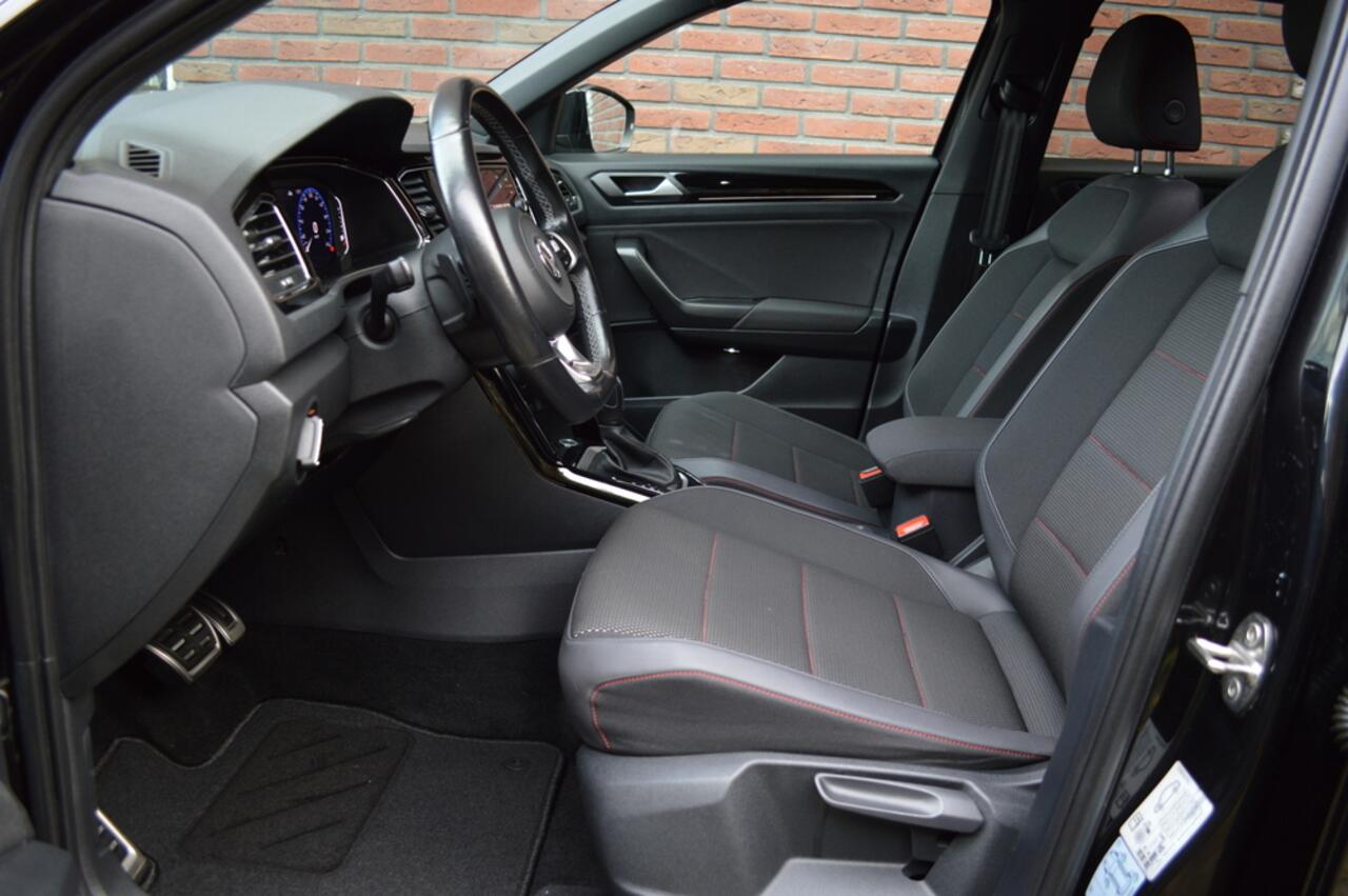 Volkswagen T-Roc 1.5 TSI Sport DSG Led Navi Virtual Acc Camera CarPlay Afn.trekh Pdc