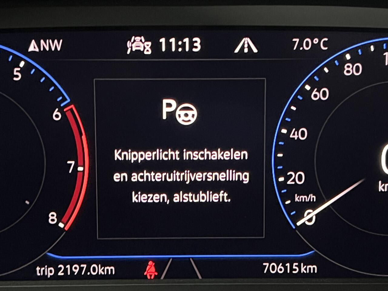 Volkswagen T-Roc 1.5 TSI Sport | NAVI | PAMORAMADAK | TREKHAAK | KEYLESS | ACC |