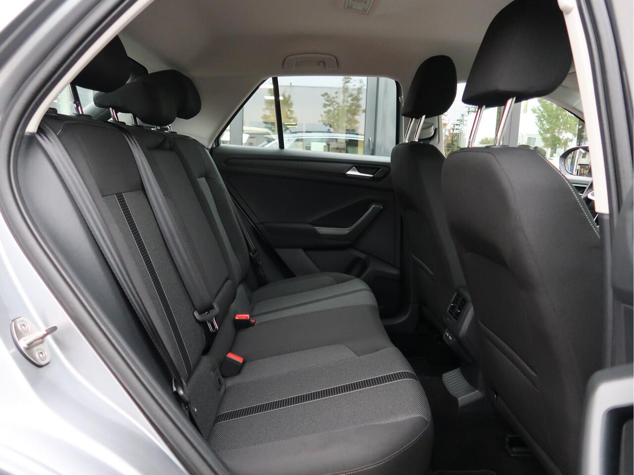 Volkswagen T-Roc 1.0 TSI Life Business | Clima | Park-Assist | Stoelverw | Navigatie |