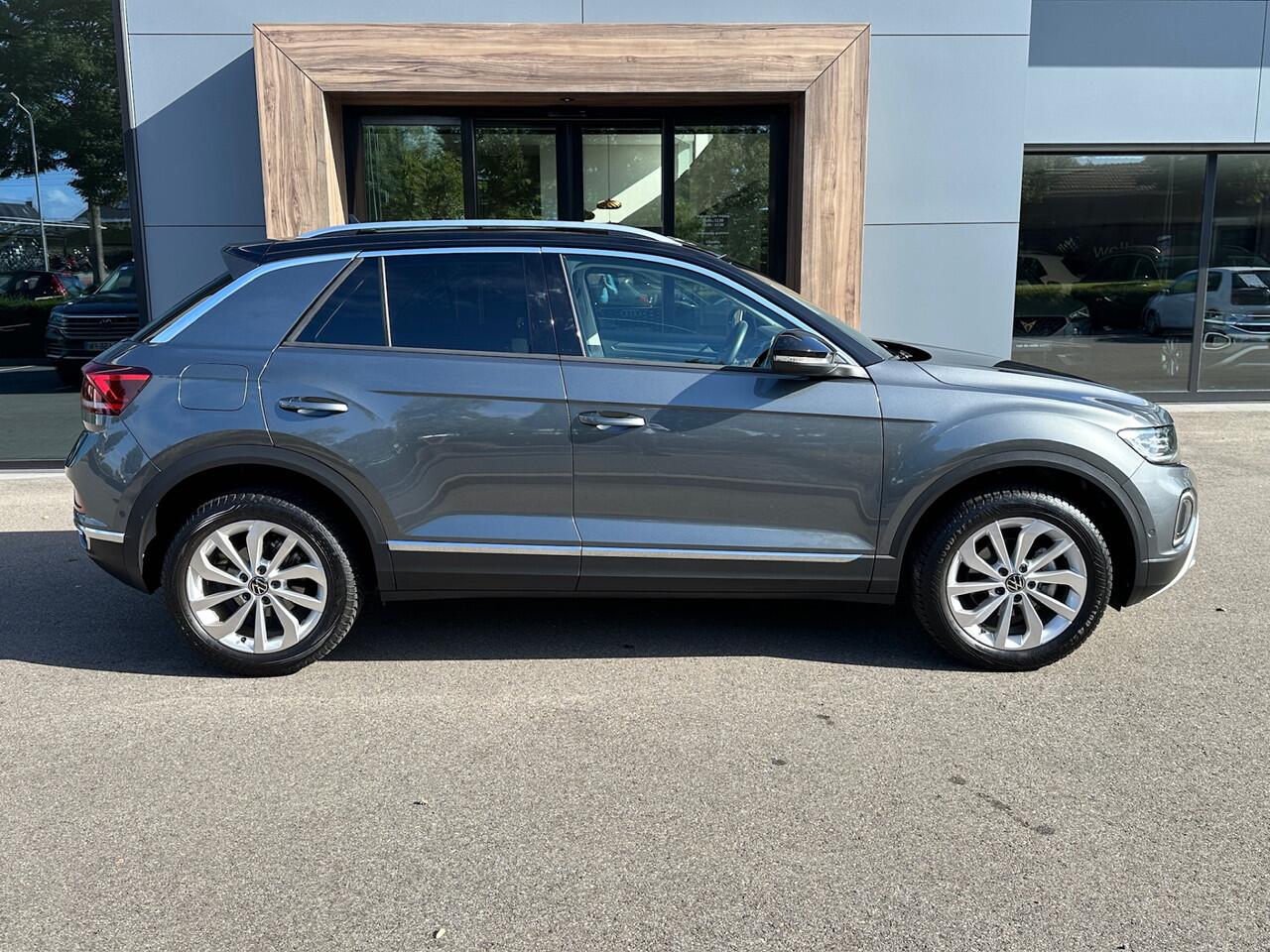 Volkswagen T-Roc 1.5 TSI 150pk DSG Style | Trekhaak | Navi | IQ light | Adapt. Cruise | Rijklaar incl. garantie